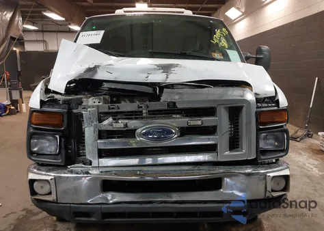 2014 Ford E-350 Super Duty Commercial из США, поврежденный, VIN 1FTSS3EL3EDA06883